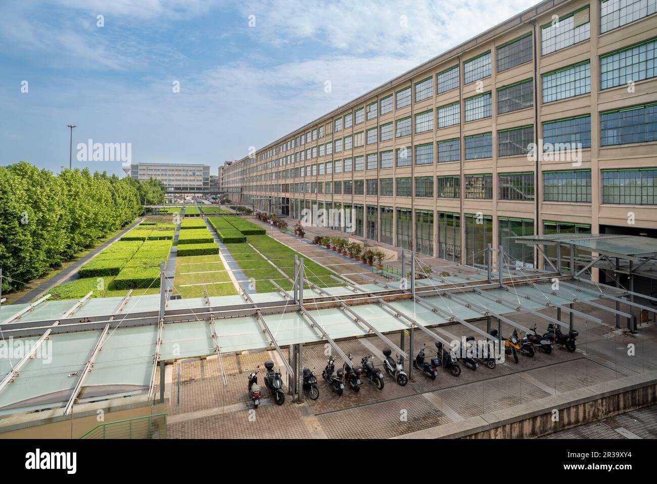Torino, Italia - 2023 maggio 22: Complesso fieristico Lingotto. Sede di centri congressi e business. Era la fabbrica di automobili della FIAT Foto Stock