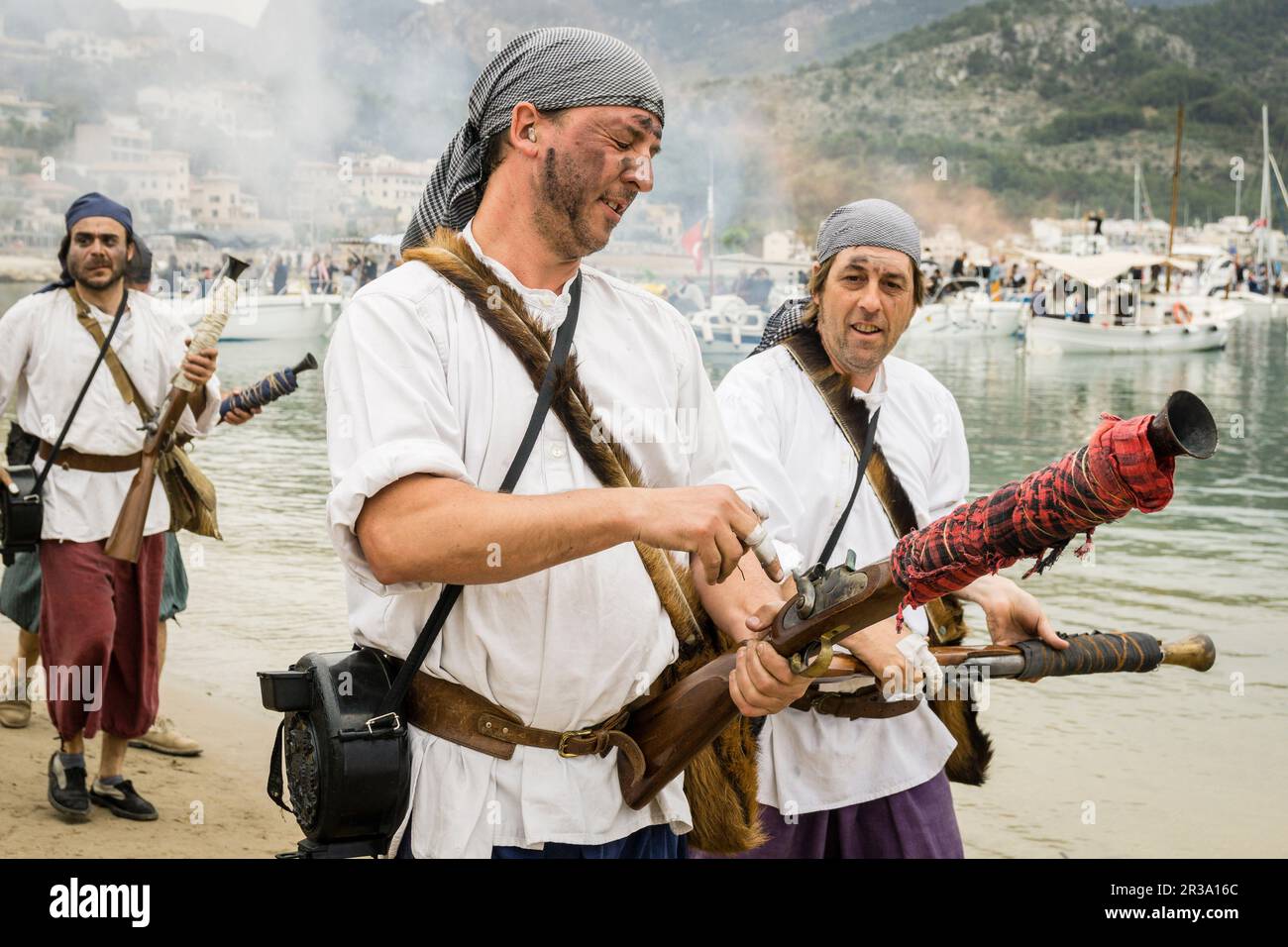 Es Firo, mori e cristiani la celebrazione della vittoria sui barbari di Maggio 11, 1561, Soller Maiorca, isole Baleari, Spagna. Foto Stock