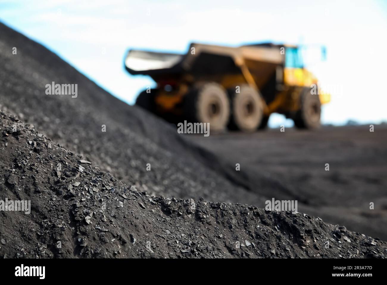 Dumper da miniera per il trasporto del manganese per la lavorazione Foto Stock