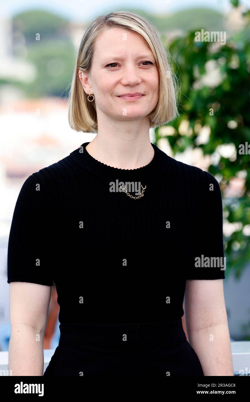 Cannes, Frankreich. 23rd maggio, 2023. Mia Wasikowska beim Photocall zum Kinofilm 'Club Zero' auf dem Festival de Cannes 2023/76. Internationale Filmfestspiele von Cannes am Palais des Festivals. Cannes, 23.05.2023 Credit: Geisler-Fotopress GmbH/Alamy Live News Foto Stock
