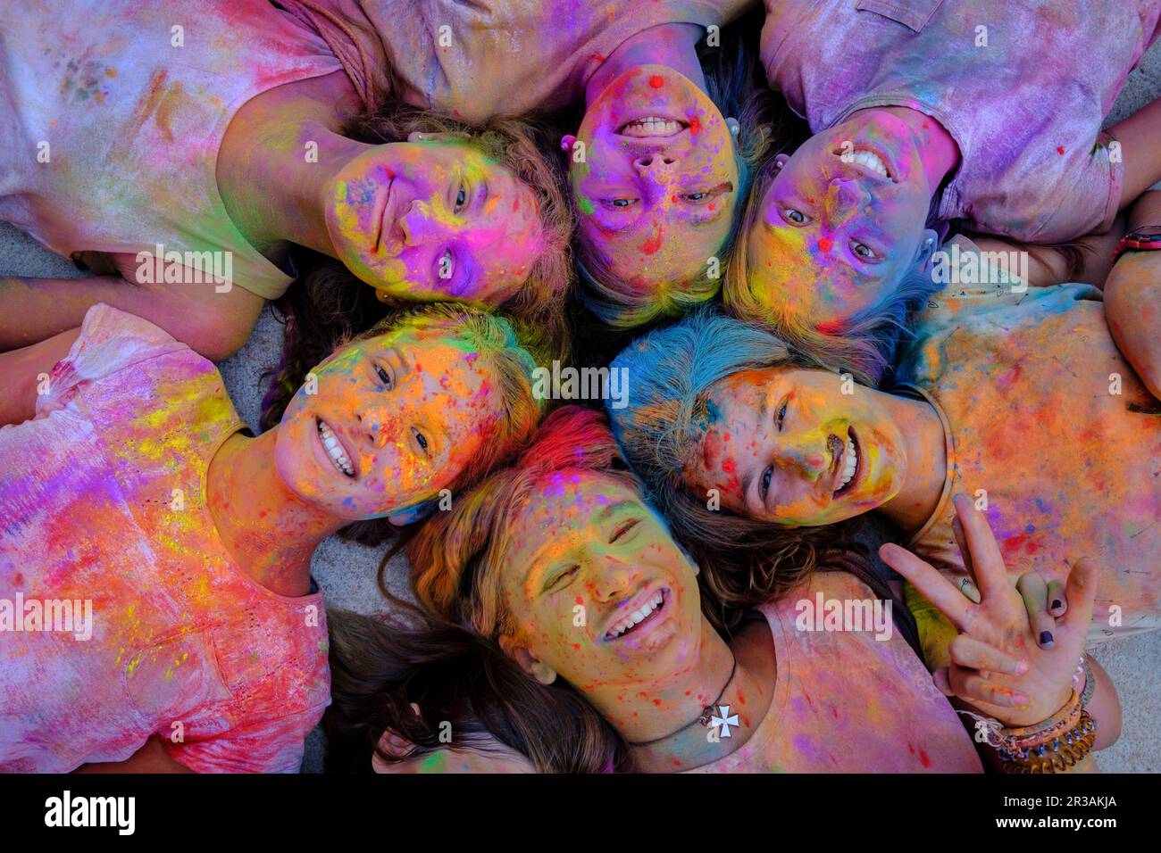 Fiesta Holi infantil, Llucmajor, Maiorca, isole Baleari, Spagna. Foto Stock
