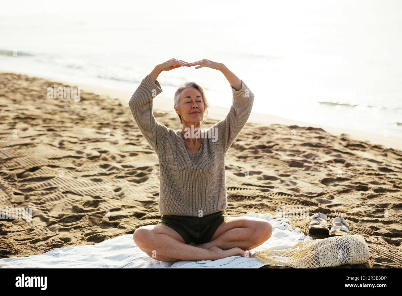 Coperta da yoga immagini e fotografie stock ad alta risoluzione - Alamy