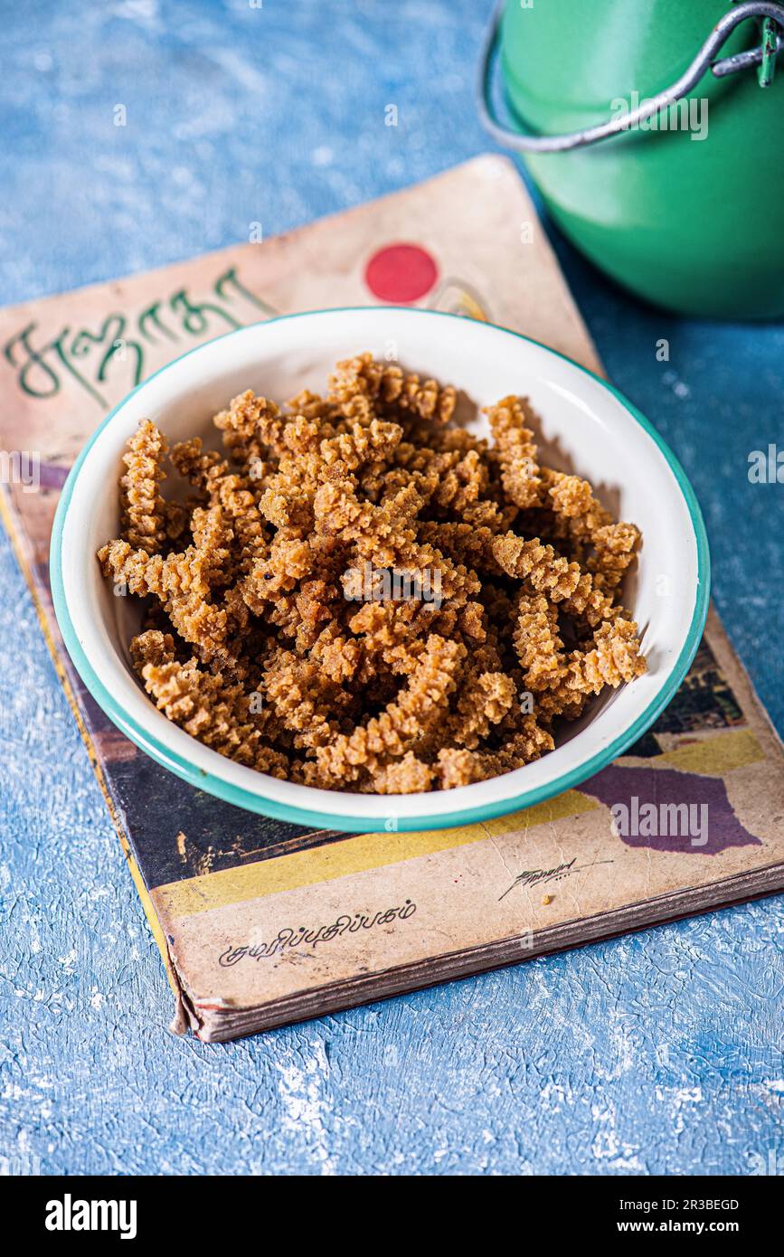 Moong dal Murukku (riso fritto e dolci di fagioli, India) Foto Stock