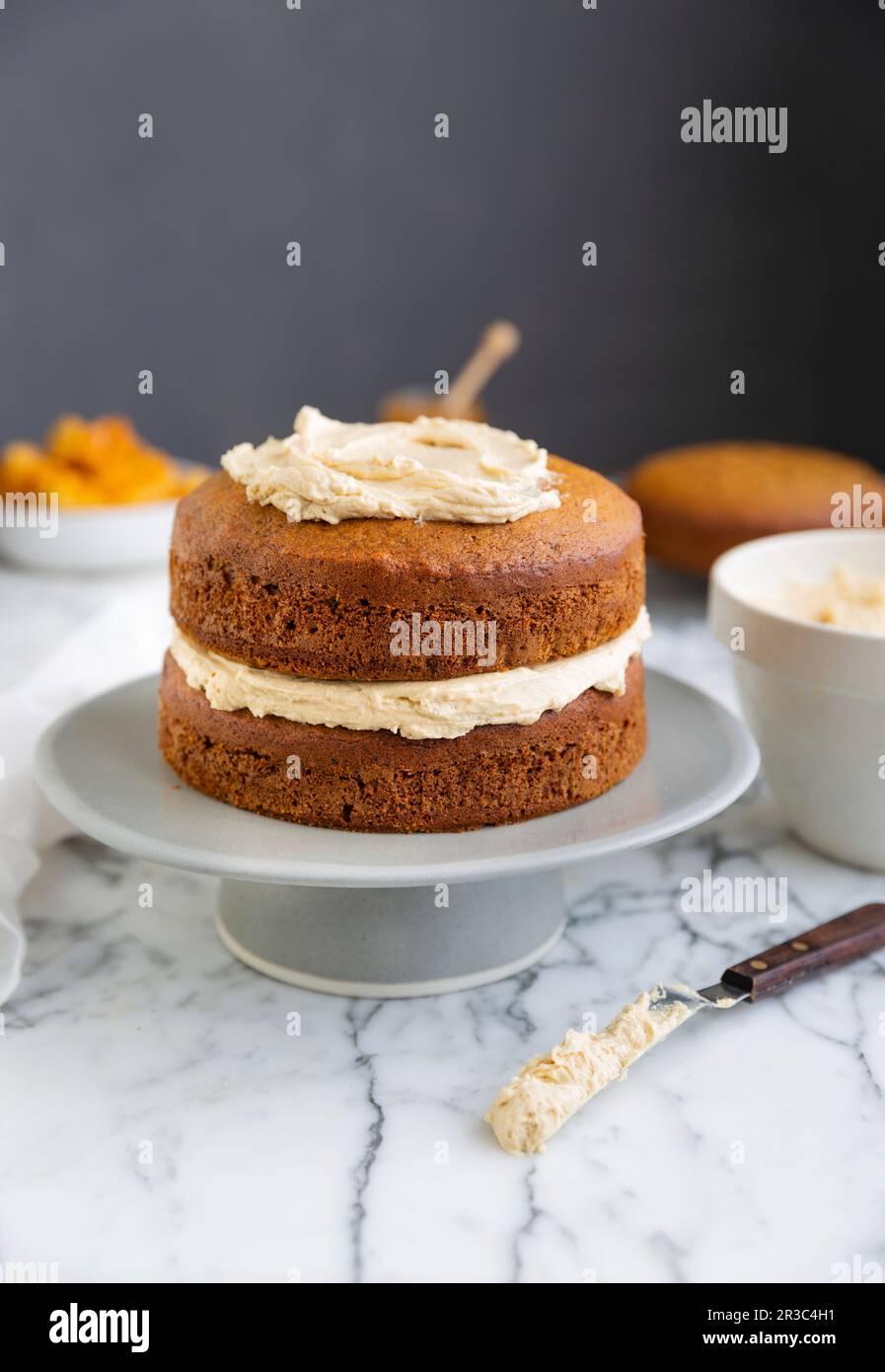 Torta con due strati di ghiaccio Foto Stock