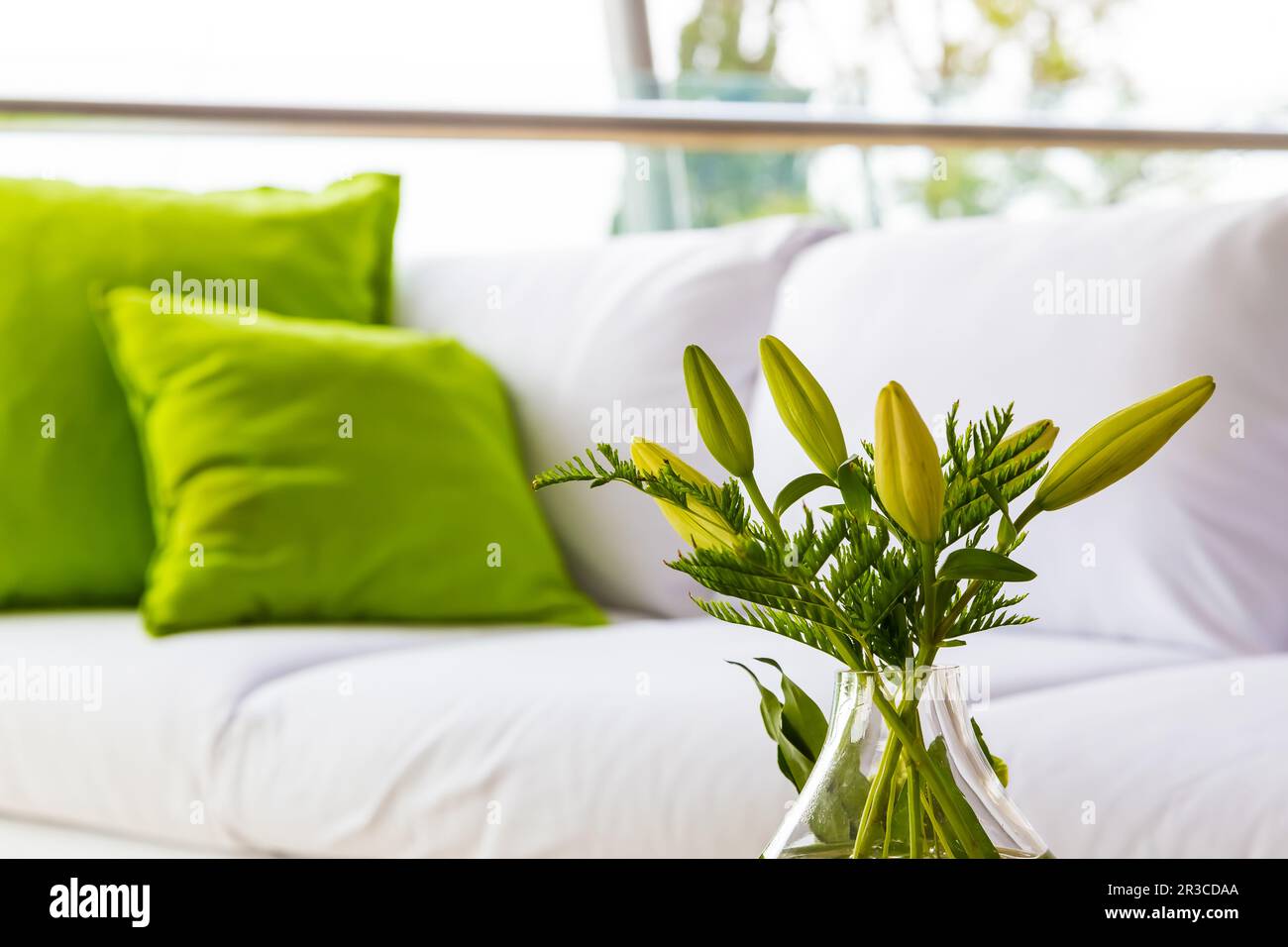 Verde e bianco fiore display per la Festa di Primavera decor evento Foto Stock