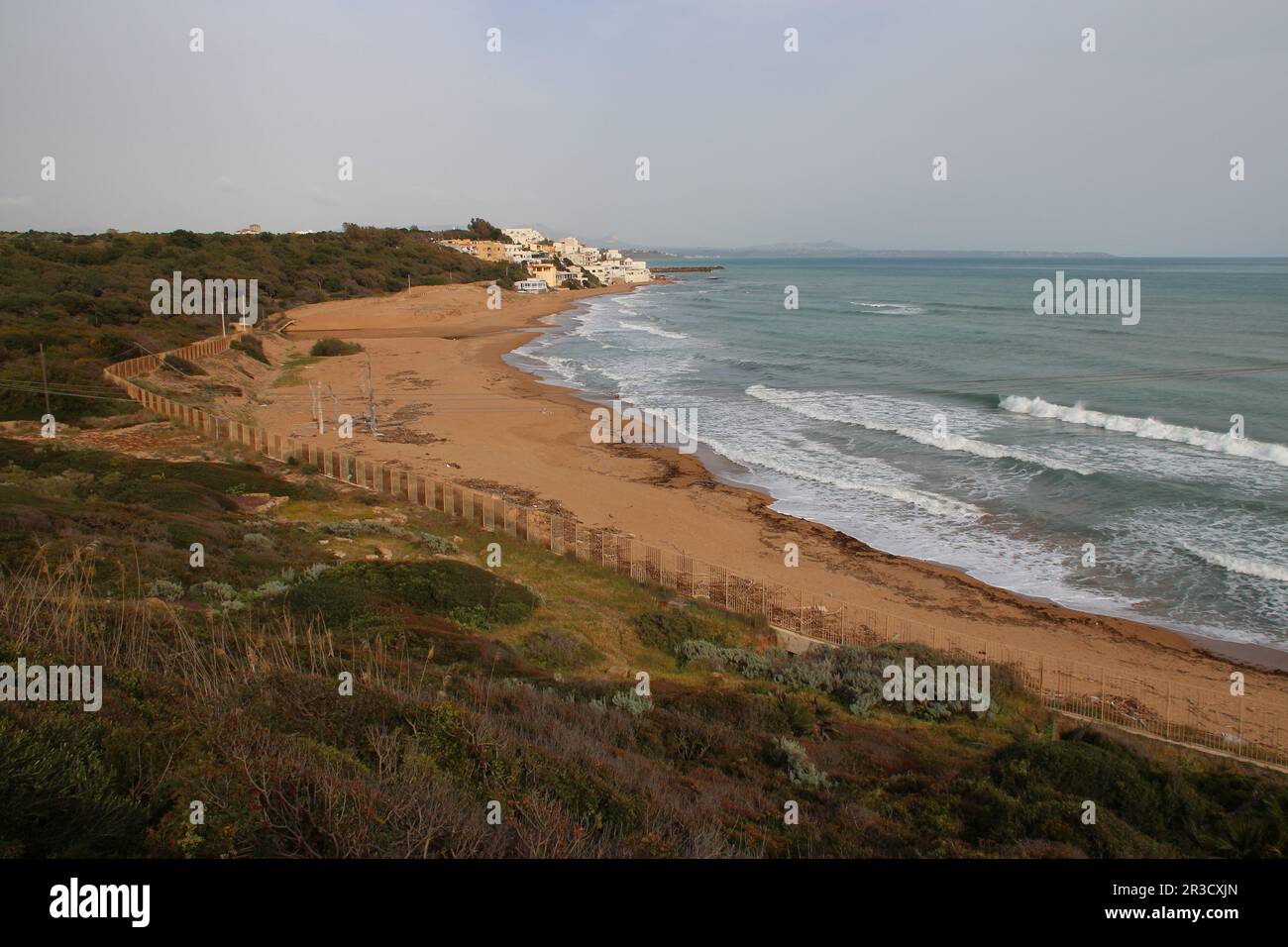 mare mediterraneo a selinunte in sicilia (italia) Foto Stock