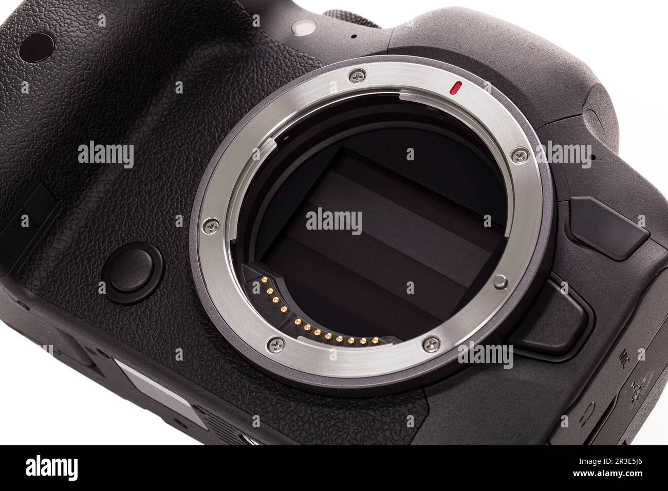 Tecnologia di fotocamera Mirrorless. Dettaglio del montaggio dell'obiettivo. Foto Stock
