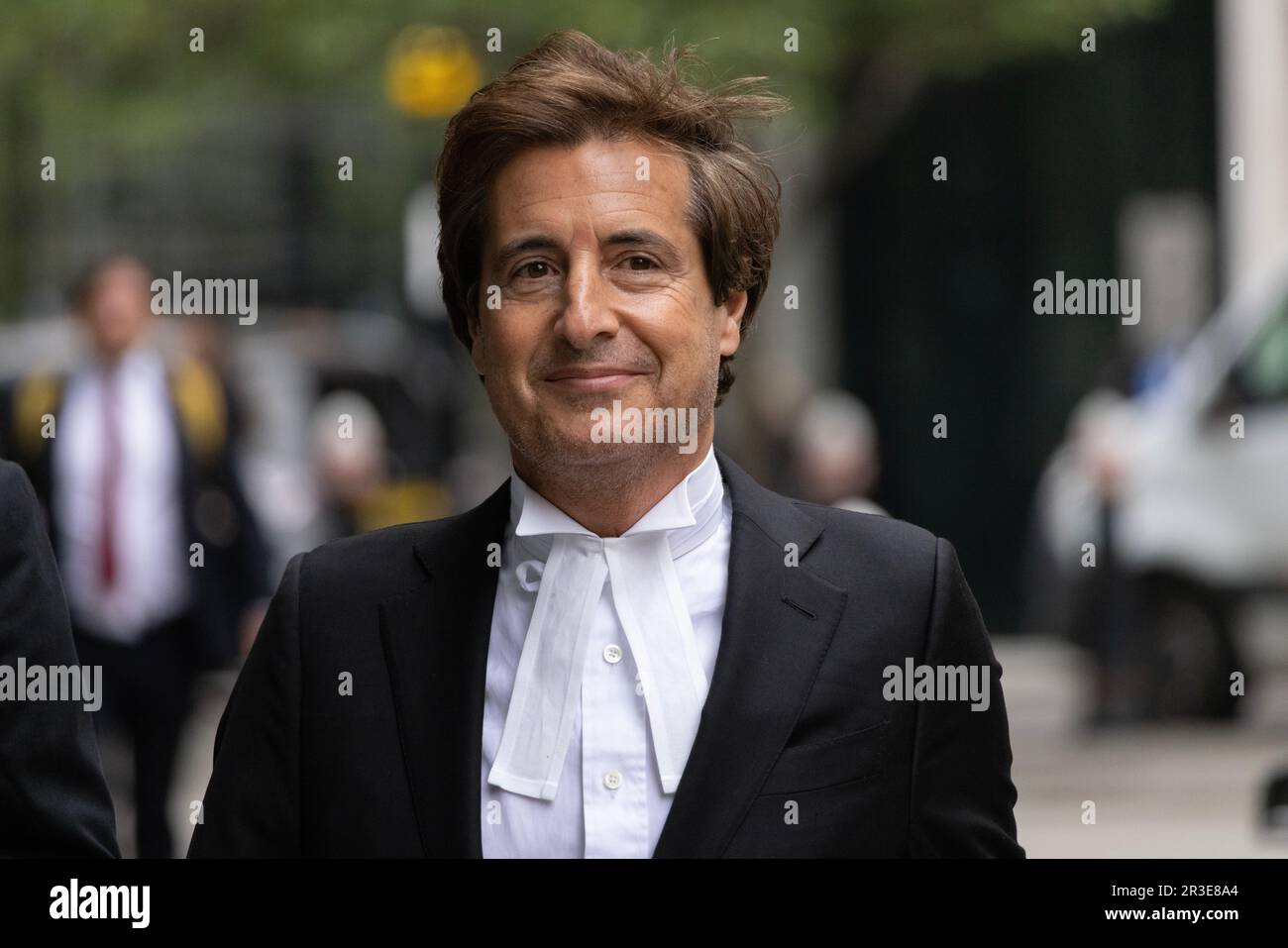 Davis Sherborne QC, barrister di alto profilo nell'epicentro giuridico del sistema giudiziario, presso la Royal Courts of Justice, Central London, England, UK Foto Stock
