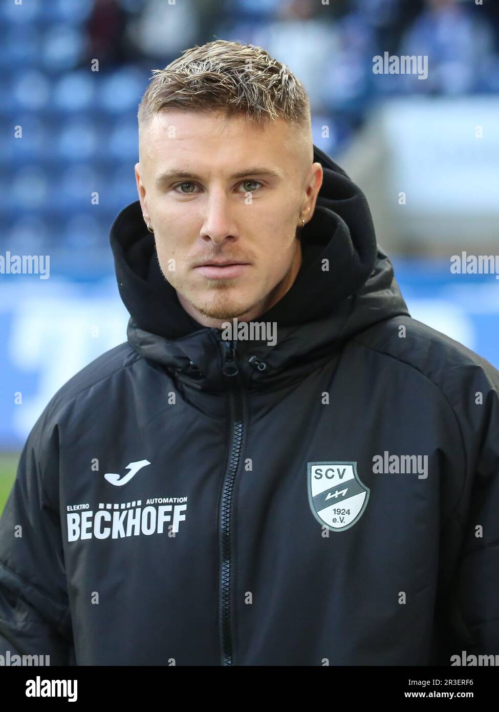 Luca Stellwagen SC Verl prima della partita 1. FC Magdeburg vs. SC Verl DFB Football 15.Spieltag 3.Liga stagione 2021-2022 su 07.11.2021 Foto Stock