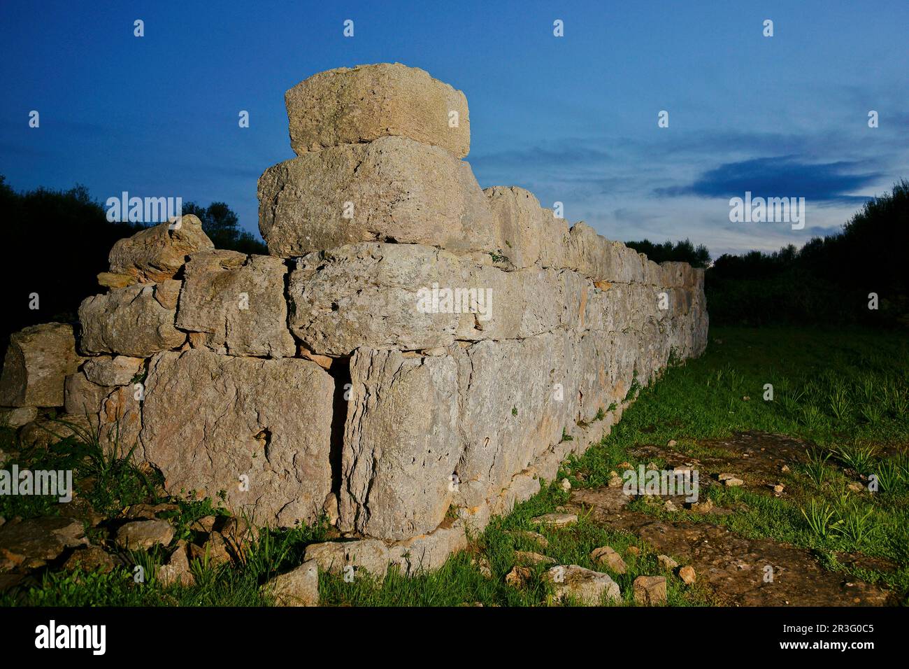 Recinto di forma rettangolare.Yacimiento arqueologico de s' Hospitalet Vell. 1000-900 antes de Jesucristo.Mallorca.Islas Baleares. España. Foto Stock