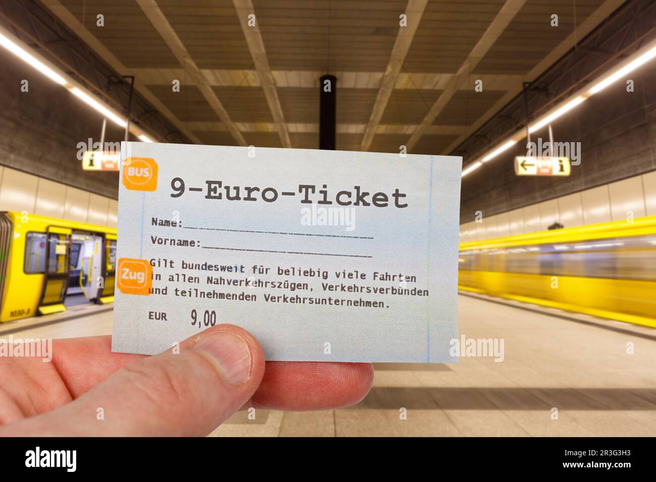 Biglietto da 9 euro biglietto da 9 euro con foto della metropolitana a Berlino, Germania Foto Stock