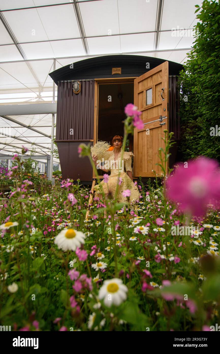 Londra, Regno Unito, 22nd maggio 2023, il Chelsea Flower Show inizia il 23rd maggio 2023. Il tema di quest'anno è il potere ristorativo dei giardini e del giardinaggio, sia per le persone che per l'ambiente., Andrew Lalchan Photography/Alamy Live News Foto Stock