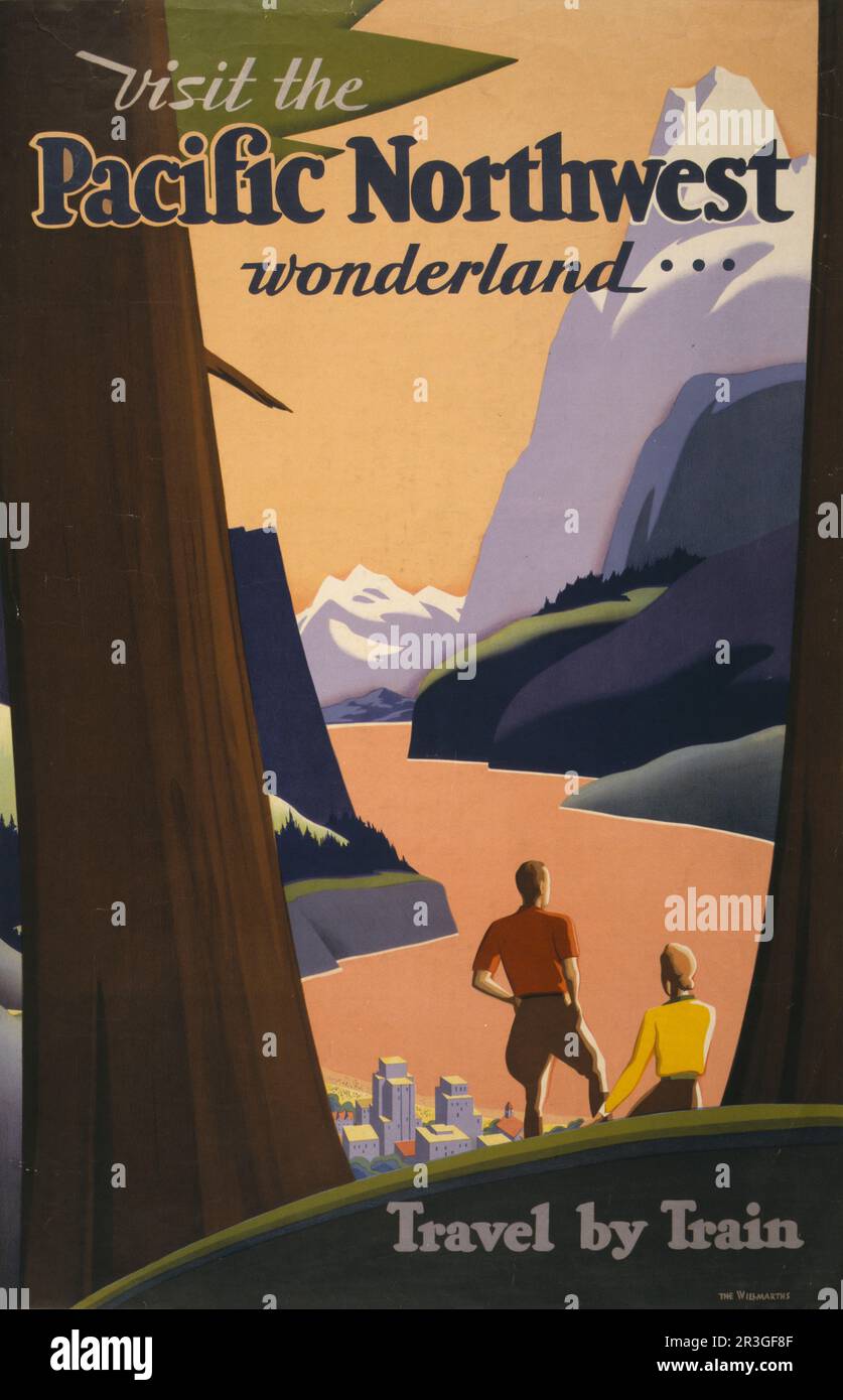 Poster di viaggio d'epoca che mostra un uomo e una donna che guardano le montagne tra gli alberi di sequoia, intorno al 1925. Foto Stock