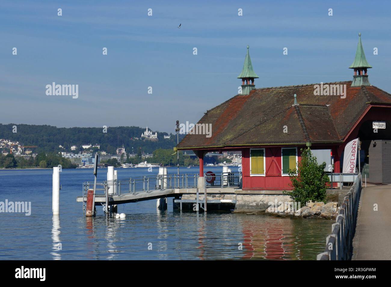 Boathouse sul Lago di Lucerna Foto Stock