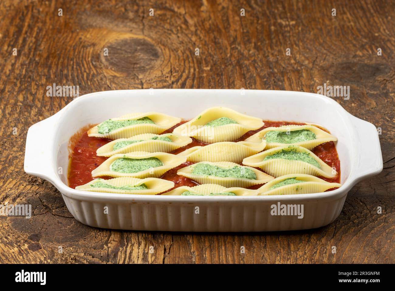 Conchiglino italiano in casseruola Foto Stock