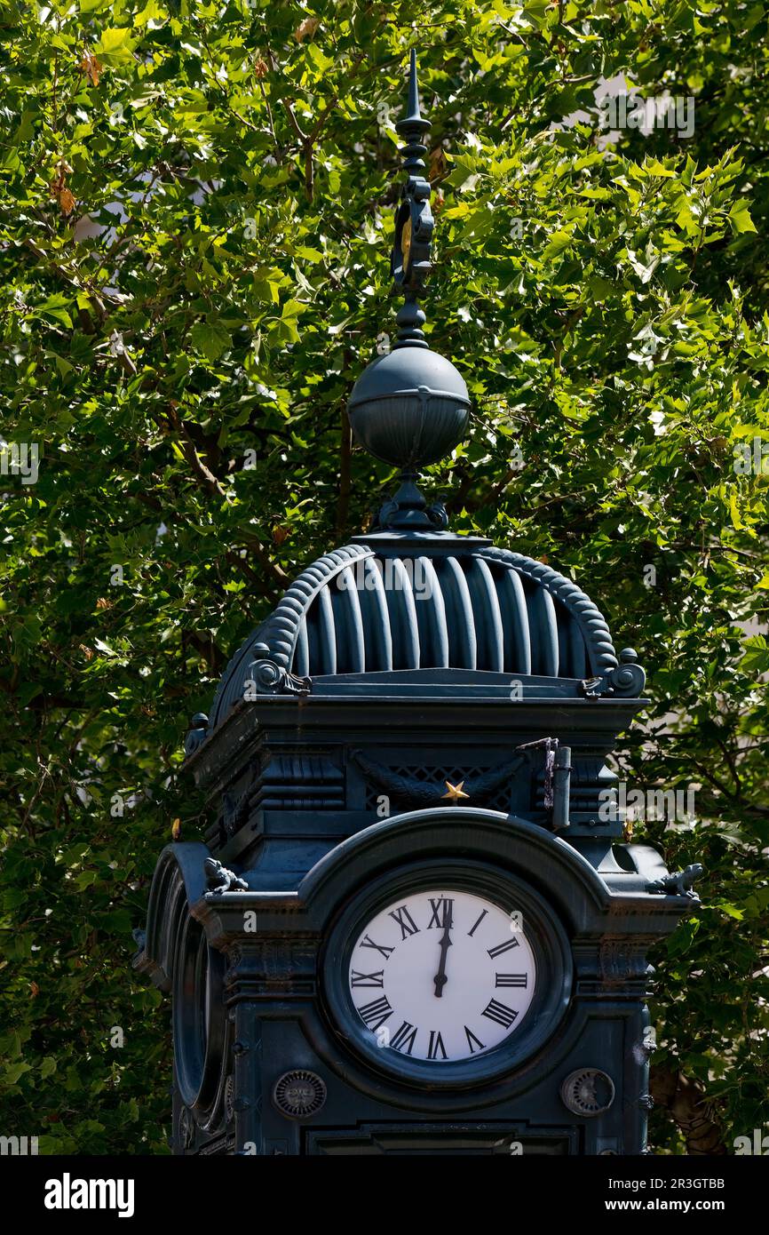 Orologio Kroecpke, dettaglio, punto di riferimento, luogo d'incontro tradizionale, capitale dello stato Hannover, Germania, Europa Foto Stock