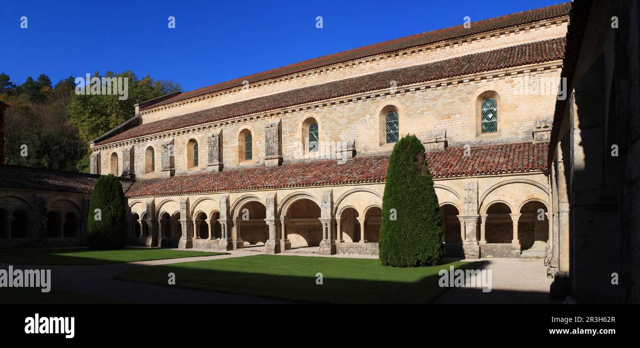 FRANCIA. BORGOGNA. COSTA AZZURRA (21) MONTBARD. L'ABBAZIA DI FONTENAY (XII SECOLO), PATRIMONIO MONDIALE DELL'UMANITÀ DALL'UNESCO Foto Stock