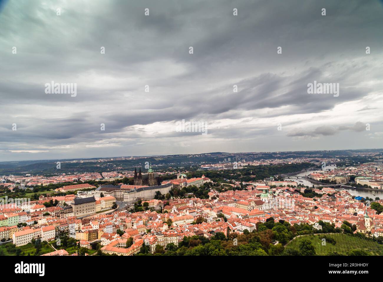 Tetti rossi di Praga Foto Stock