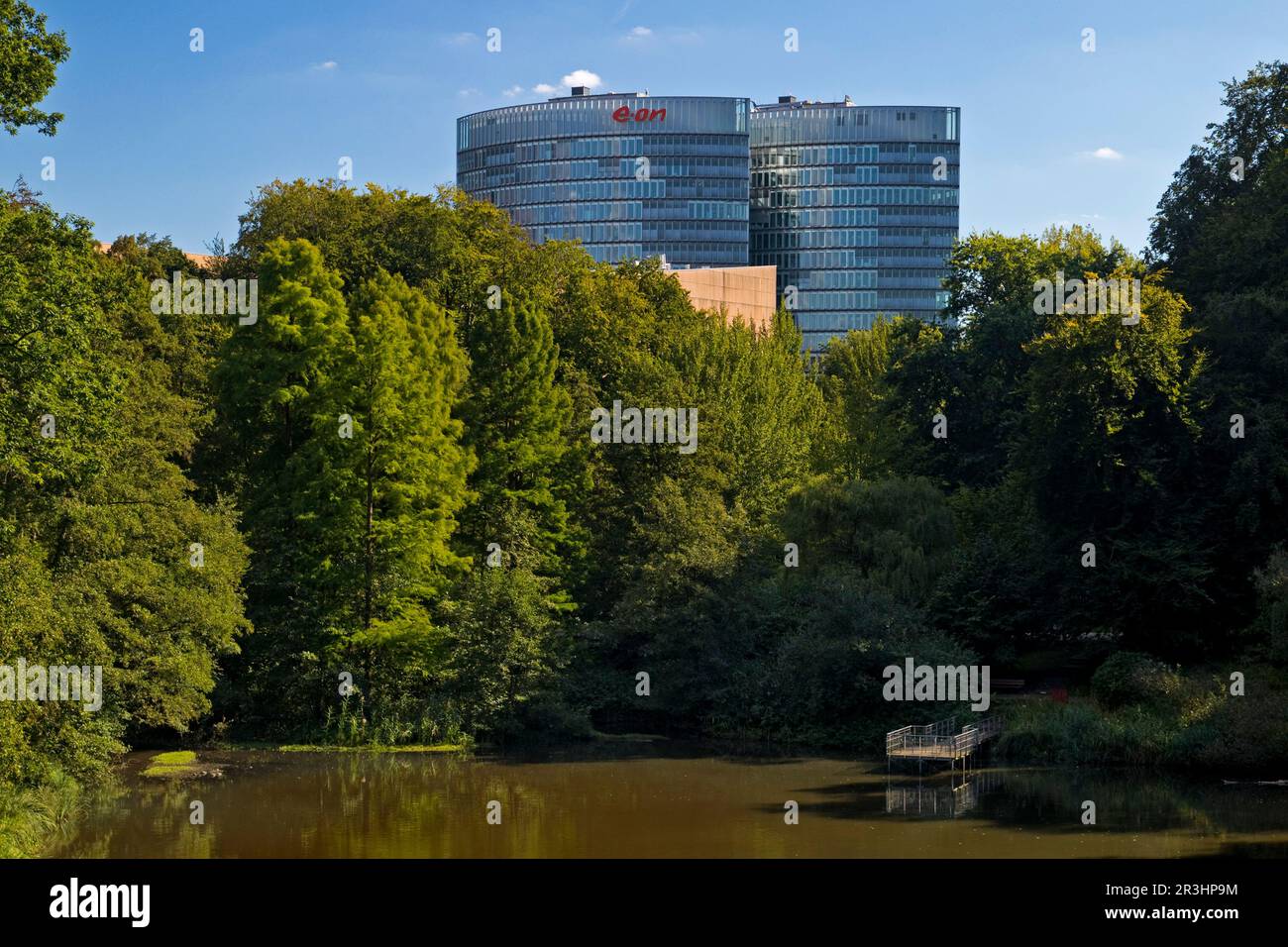E.ON se sede centrale a Essen, nella zona della Ruhr, nella Renania settentrionale-Vestfalia, in Germania, in Europa Foto Stock