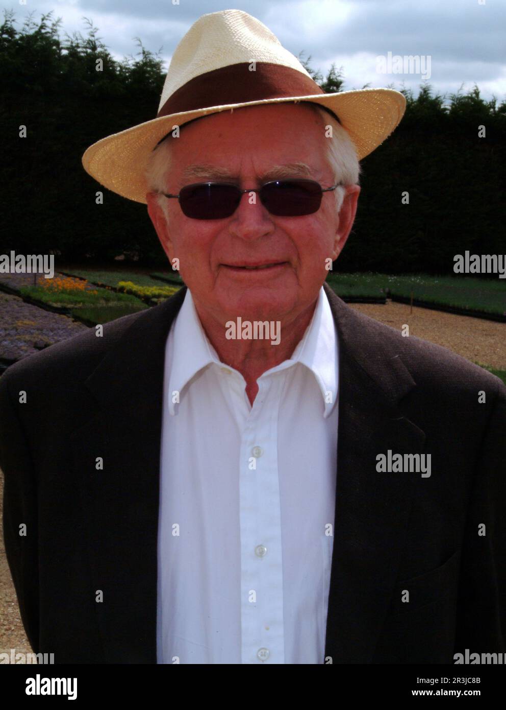 David Croft OBE, sceneggiatore della commedia televisiva inglese, produttore e regista al Dad's Army Day, Bressingham Steam Museum. Maggio 2006 Foto Stock