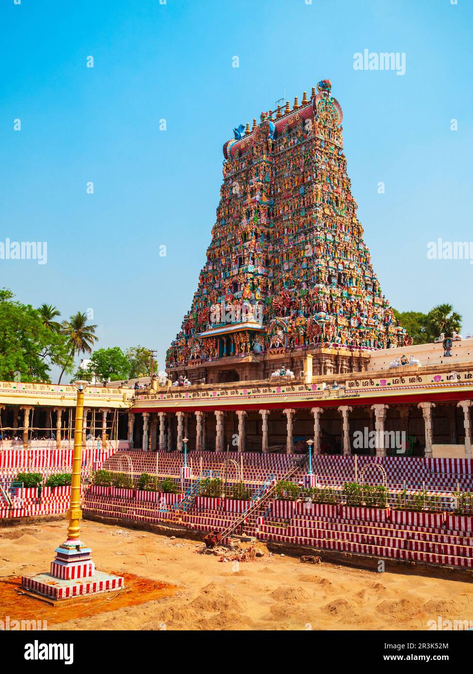 Meenakshi Amman Tempio è uno storico tempio indù si trova nella città di Madurai in Tamil Nadu in India Foto Stock