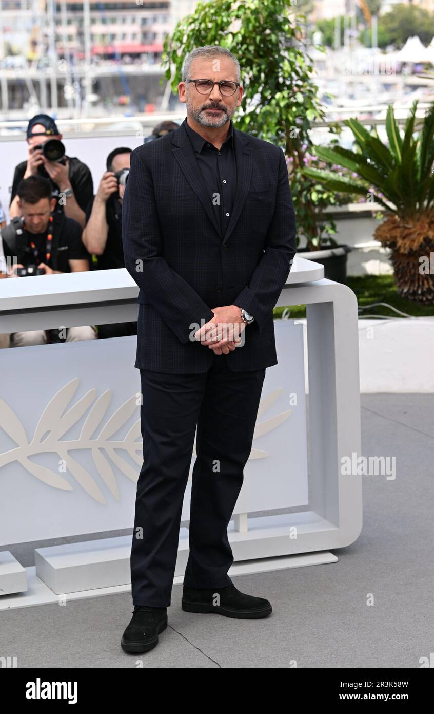 Steve Carell, che partecipa alla fotocellula per Asteroid City durante il Festival del Cinema di Cannes 76th a Cannes, Francia. Data immagine: Mercoledì 24 maggio 2023. Il credito fotografico dovrebbe essere: Doug Peters/PA Wire Foto Stock