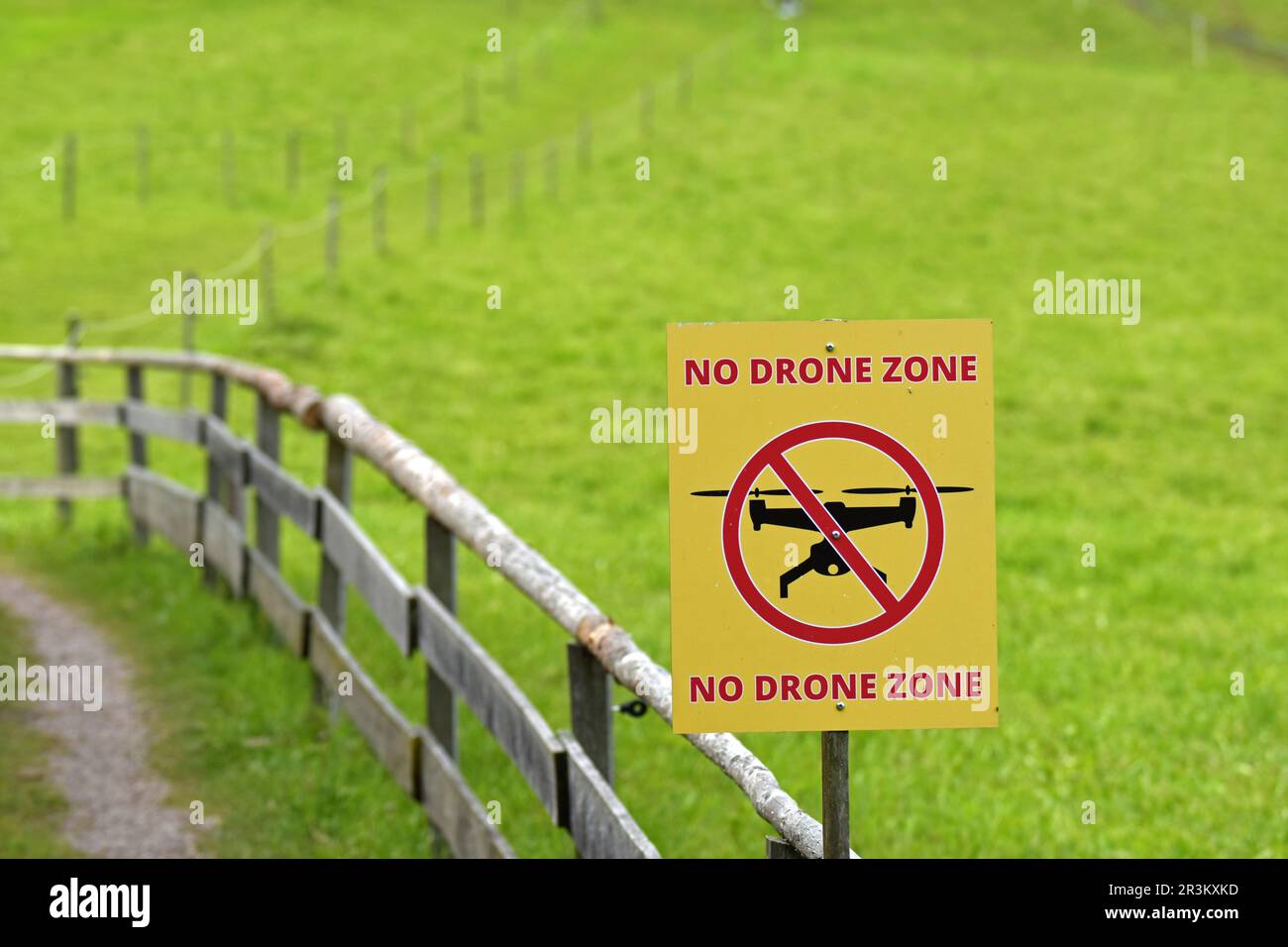 Firma droni vietati Foto Stock