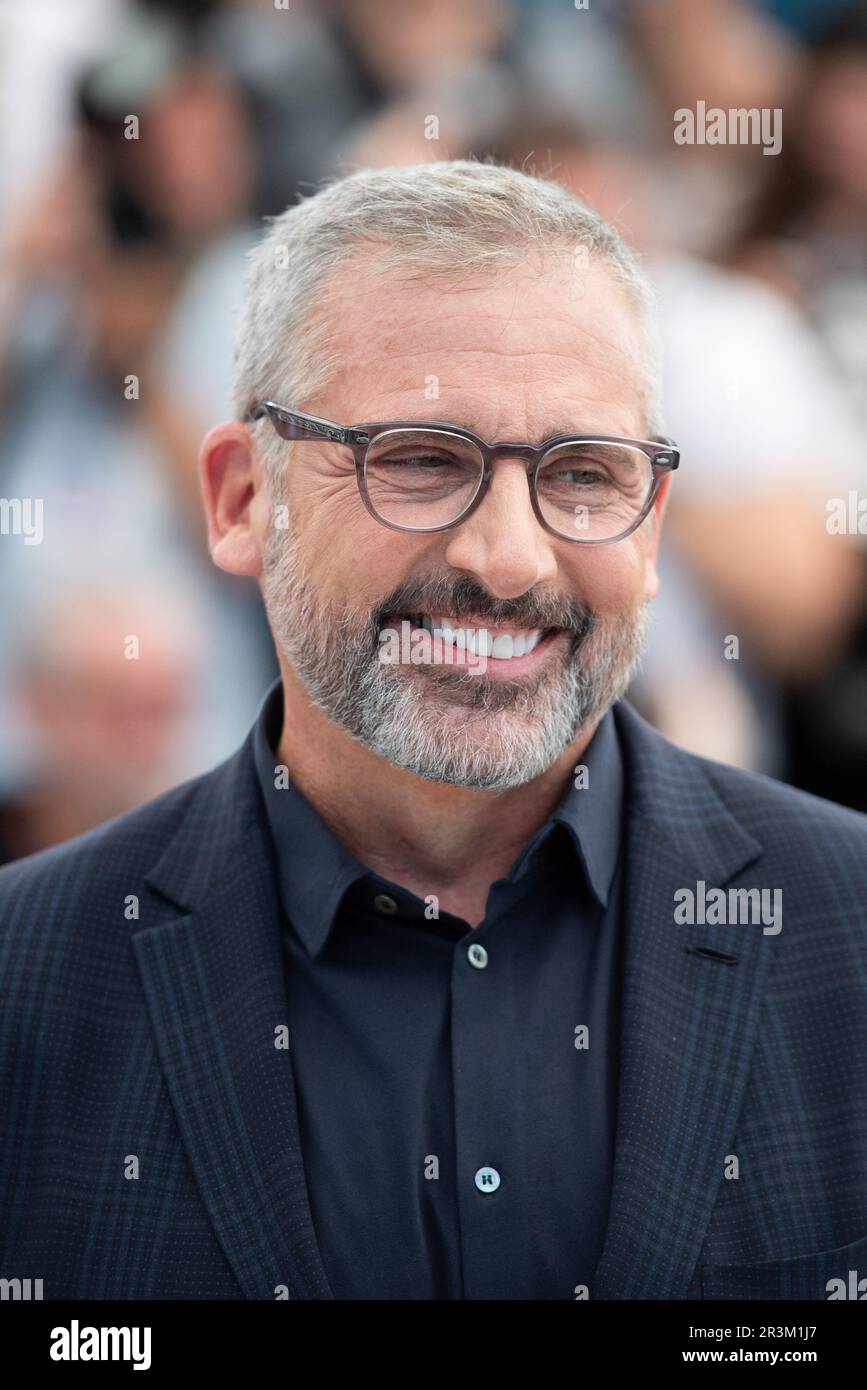 Cannes, Francia. 23rd maggio, 2023. Steve Carrell partecipa all'asteroide City Photocall nell'ambito del Festival del Cinema di Cannes del 76th a Cannes, in Francia, il 23 maggio 2023. Foto di Aurore Marechal/ABACAPRESS.COM Credit: Abaca Press/Alamy Live News Foto Stock