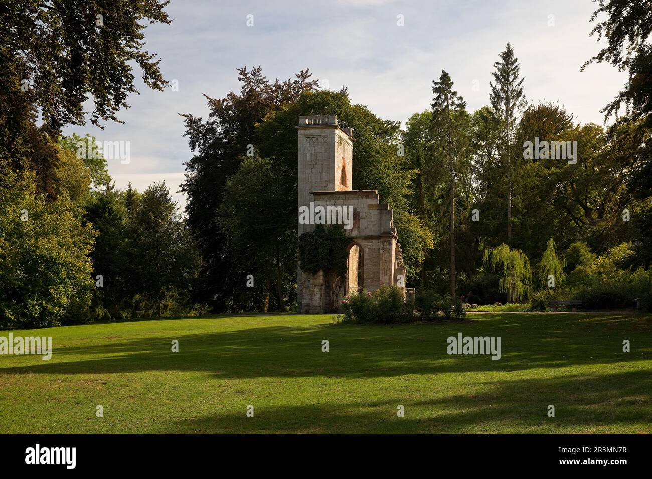 Rovine della Tempelherrenhaus, Park an der ILM, Weimar, Turingia, Germania, Europa Foto Stock