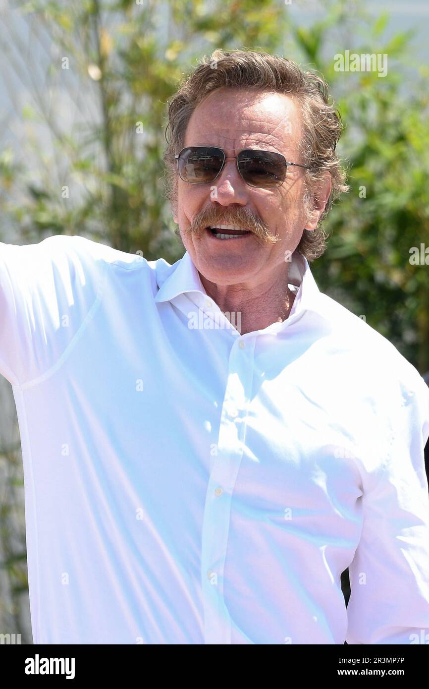 Cannes, Francia. 24th maggio, 2023. Bryan Cranston - Asteroid City photocall, - il 76th° Festival annuale di Cannes CANNES CANNES CANNES, FRANCIA il 24 maggio 2023. (Foto di Lionel Urman/Sipa USA) Credit: Sipa USA/Alamy Live News Foto Stock