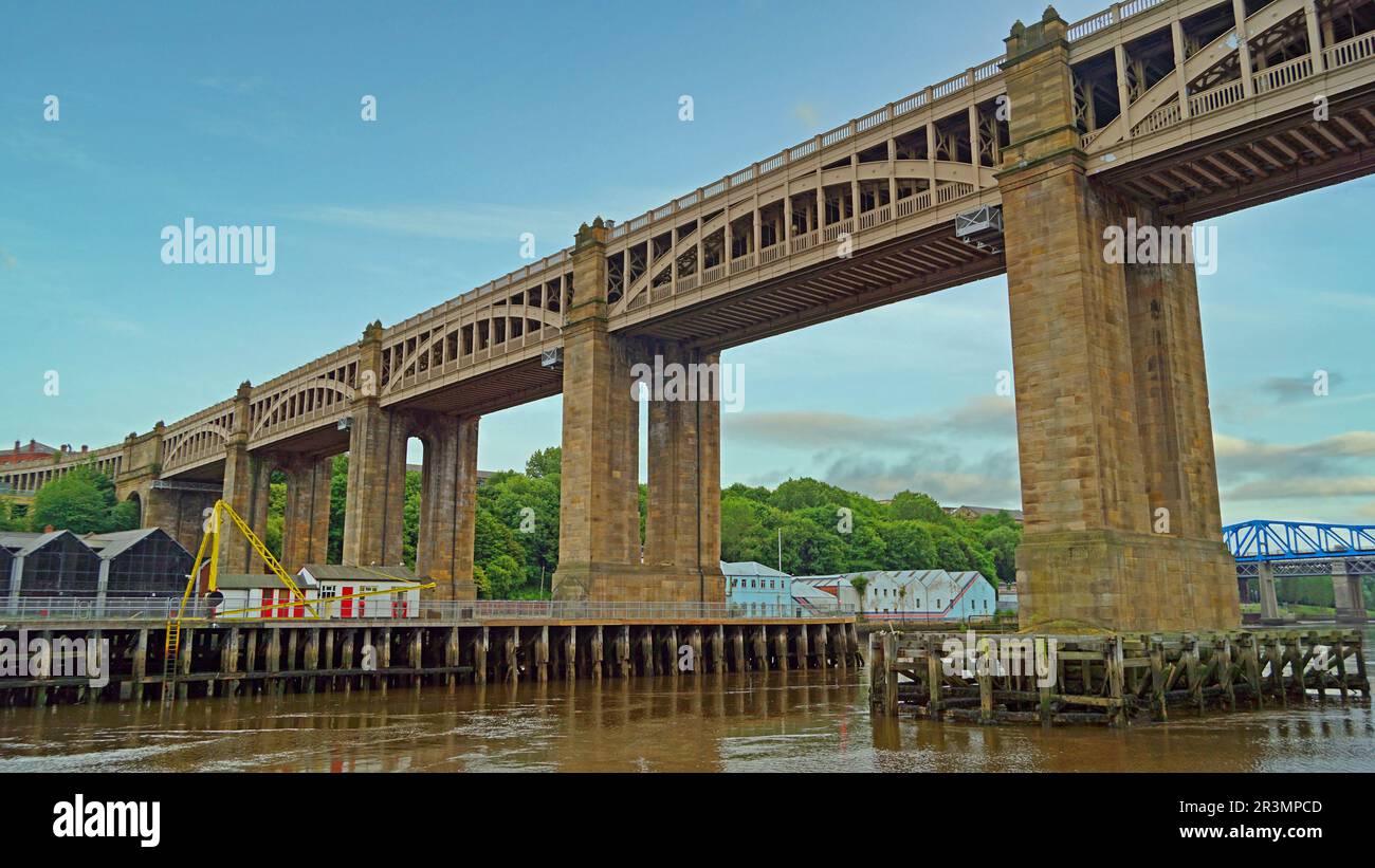 Il Ponte ad alto livello a Newcatle Upon Tyne Foto Stock