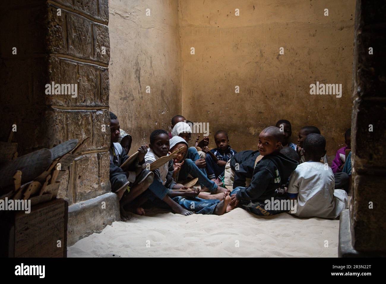 Nicolas Remene / le Pictorium - Baba El Hadj, un giovane scolaro a Timbuktu, Mali. 18/1/2020 - Mali / Tombouctou (Timbuktu) / Tombouctou (Timbuk Foto Stock