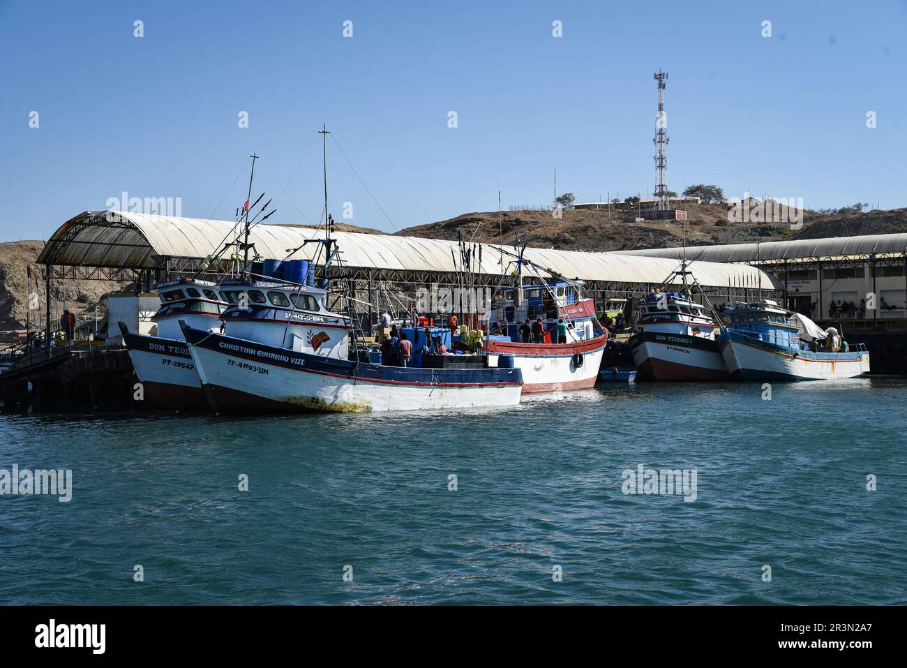 Nicolas Remene / le Pictorium - fenomeno El Nino sulla costa settentrionale del Perù - 16/10/2018 - Perù / Piura / Islilla - Isla Foca - Boa da pesca Foto Stock