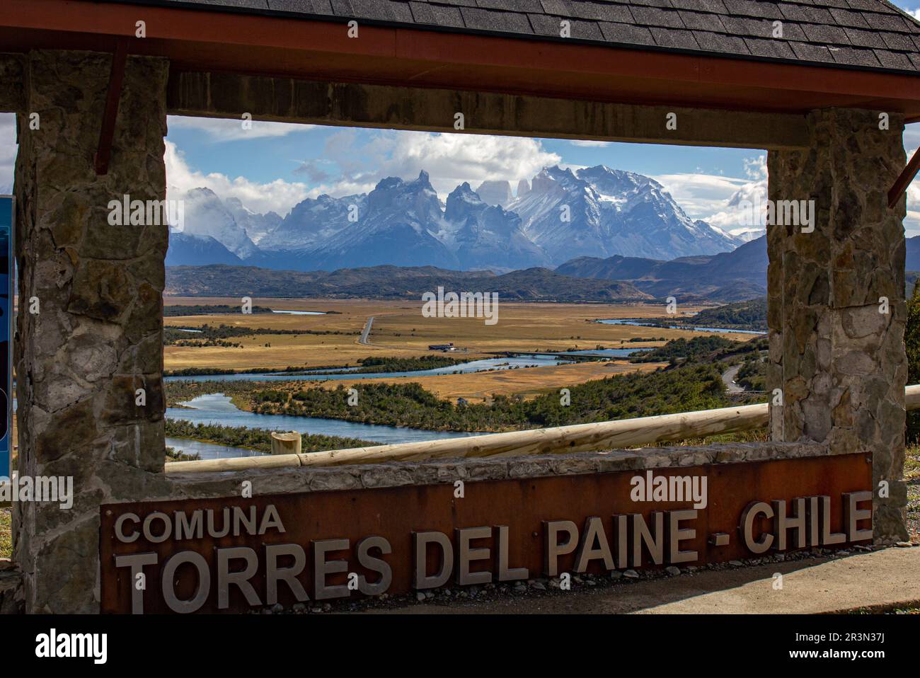 Vista da Mirador Rio Serrano - Torres del Paine Patagonia Cile Foto Stock