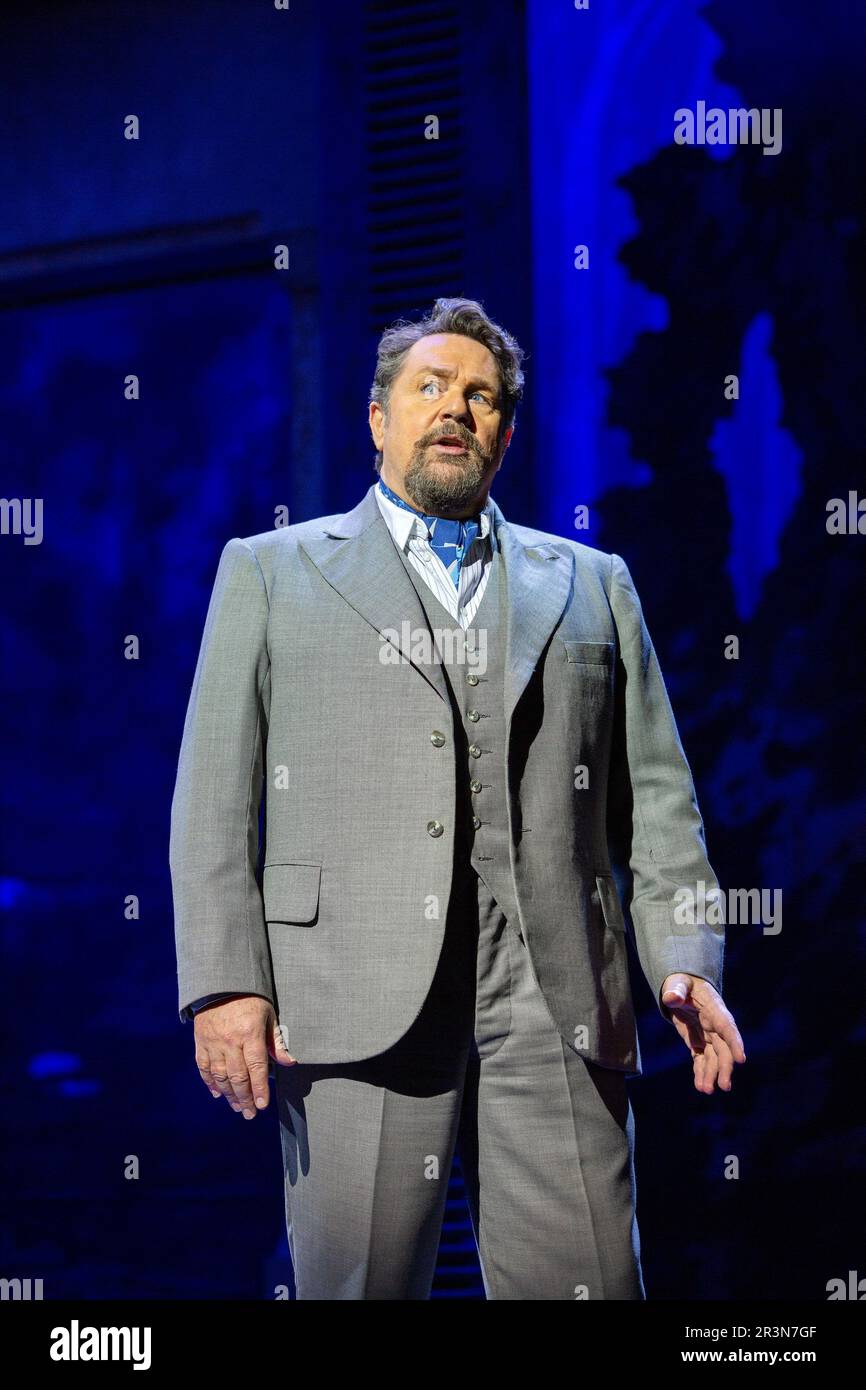 Michael Ball (Sir George Dillingham) in ASPETTI DELL'AMORE al Lyric Theatre, Londra W1 25/05/2023 music & book di Andrew Lloyd Webber lyrics: Don Black & Charles Hart design: John McFarlane lighting: Jon Clark coreografia: Denni Sayers regista: Jonathan Kent Foto Stock