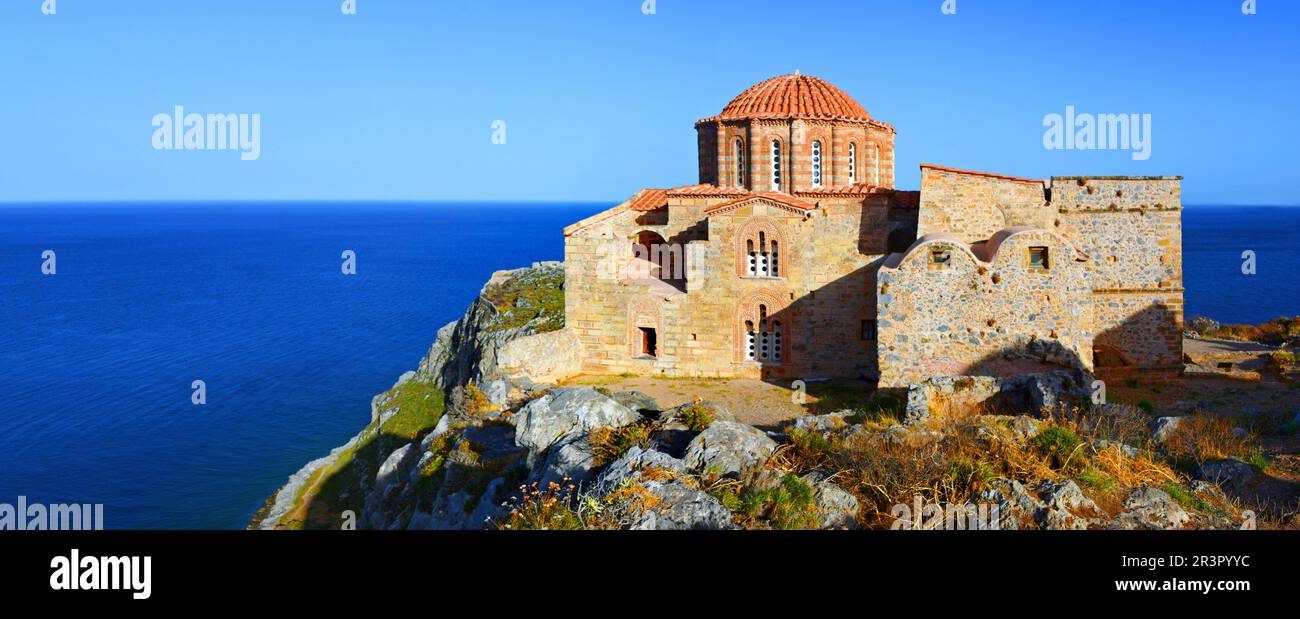 Chiesa bizantina in cima al castello veniziano, Grecia, Peloponneso, Laconia, Monemvasia Foto Stock