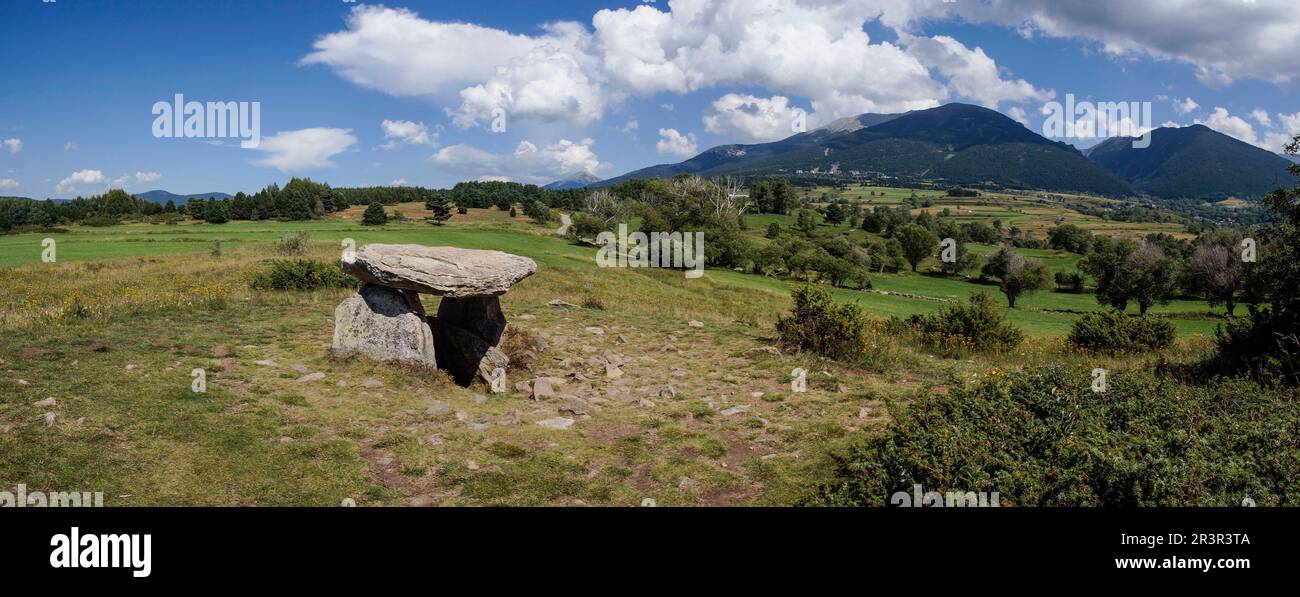 dolmen de la Borda, también llamadosPasquerets, Eyne ,departamento francés de Pirineos Orientales, Capcir, Francia. Foto Stock
