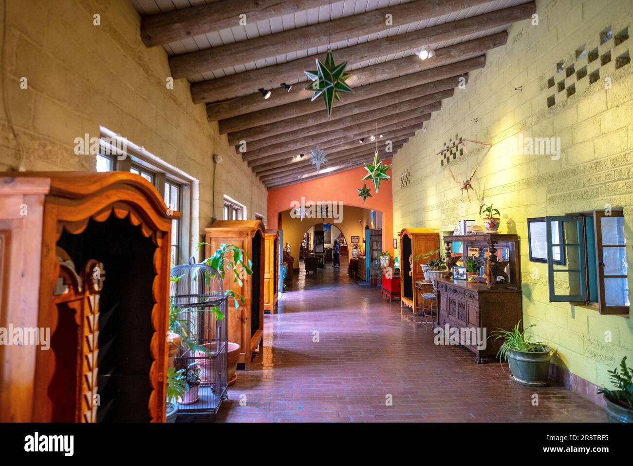 Interno del la Posada Hotel, storico hotel ferroviario a Winslow, Arizona, Stati Uniti Foto Stock