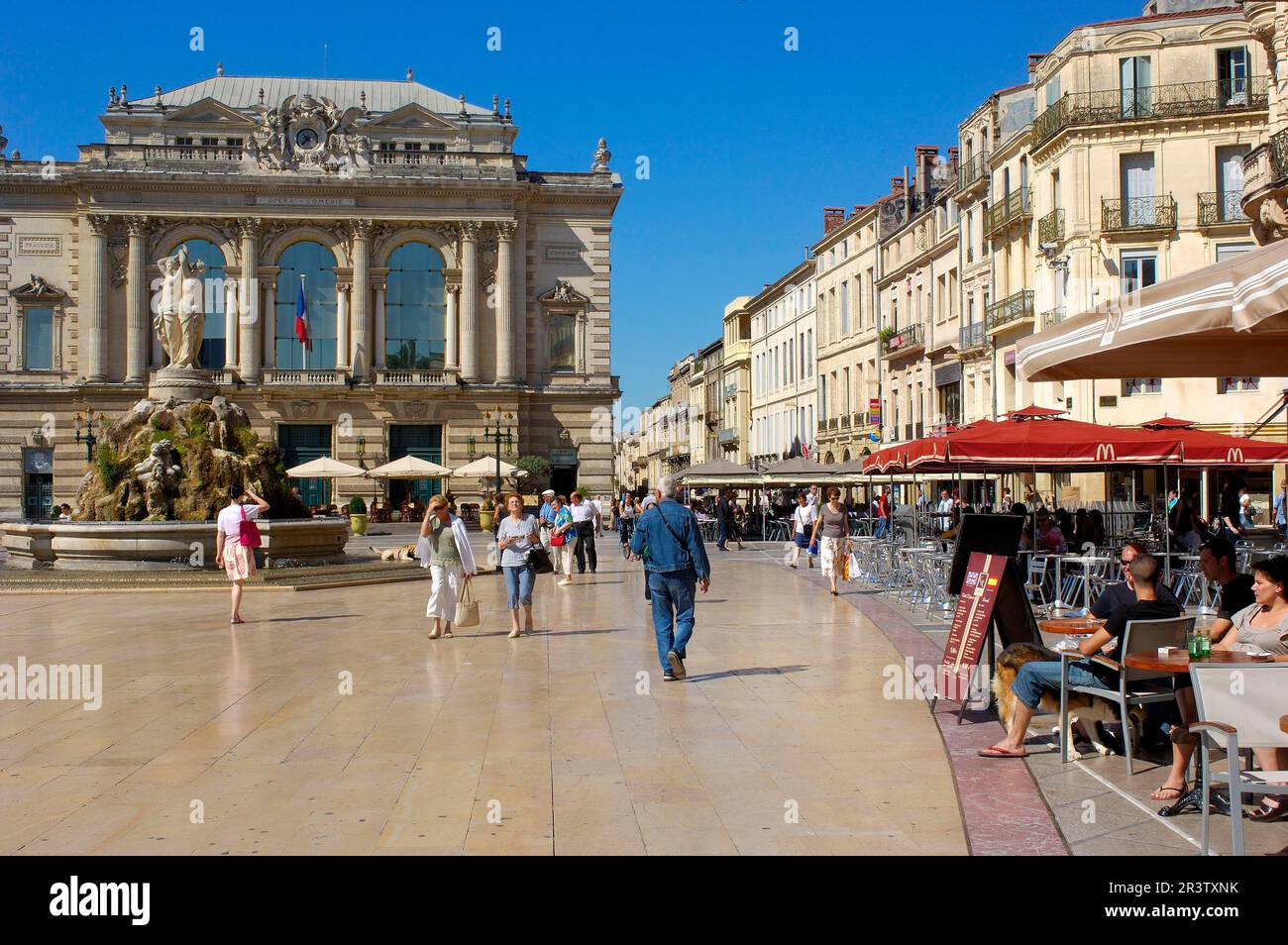 Opera Comedie, Opera House, Place de la Comedie, Montpellier, Herault, Languedoc-Roussillon, Opera National de Montpellier, Francia Foto Stock