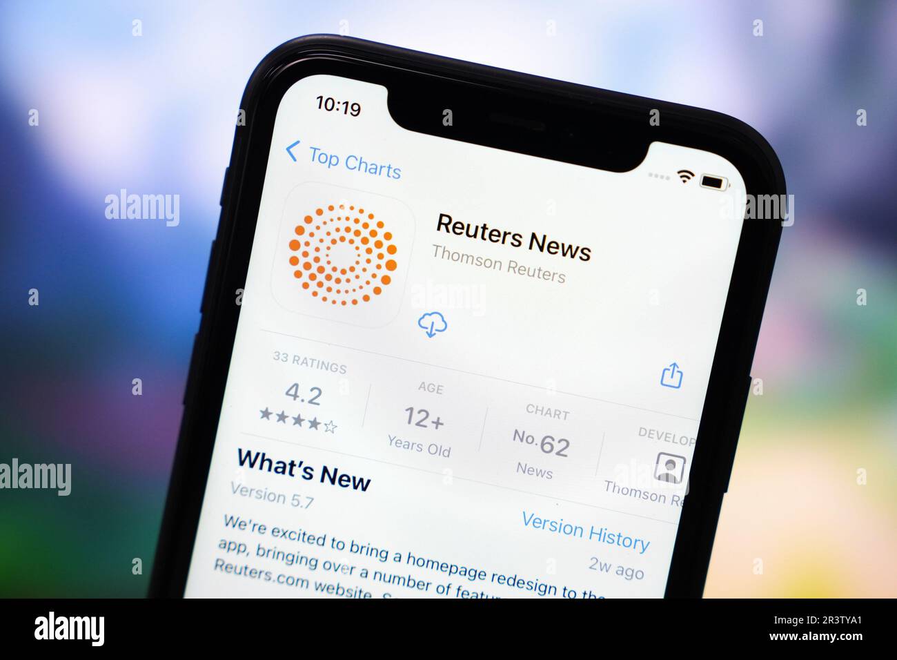 Cina. 22nd maggio, 2023. In questa illustrazione, il logo Reuters News viene visualizzato sull'App Store di un telefono cellulare Apple. Credit: SOPA Images Limited/Alamy Live News Foto Stock