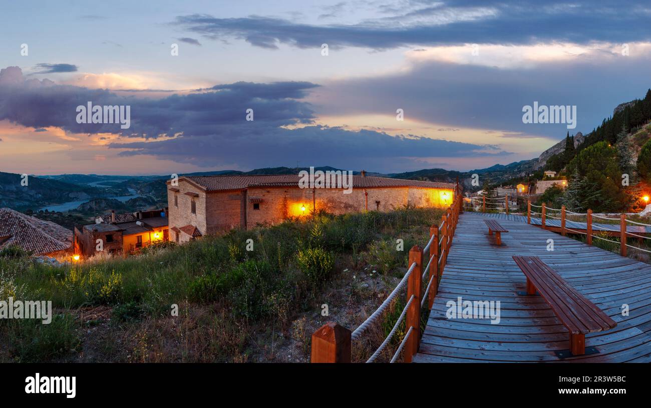 Sunrise vecchio centro medievale Stilo famos Calabria village vista, Italia meridionale. Foto Stock