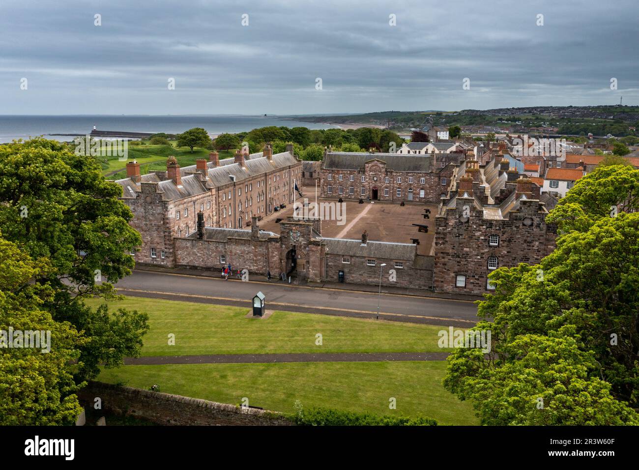 Le caserme a Berwick upon Tweed progettato da Nicholas Hawksmoor e costruito nel 18th ° secolo il primo scopo costruito caserma nel Regno Unito Foto Stock