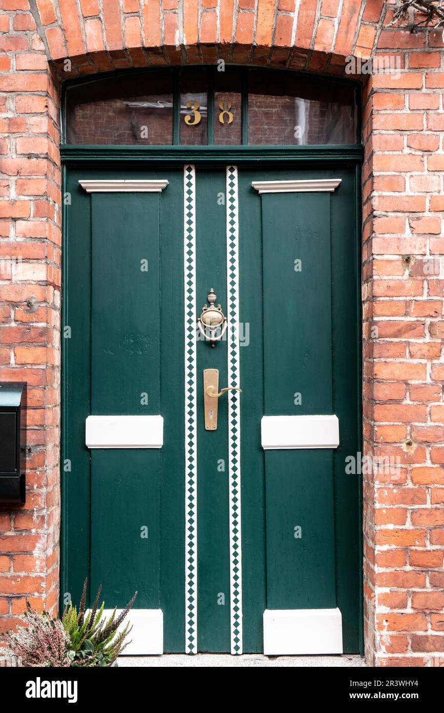 Porta nella città vecchia di Hitzacker sull'Elba Foto Stock