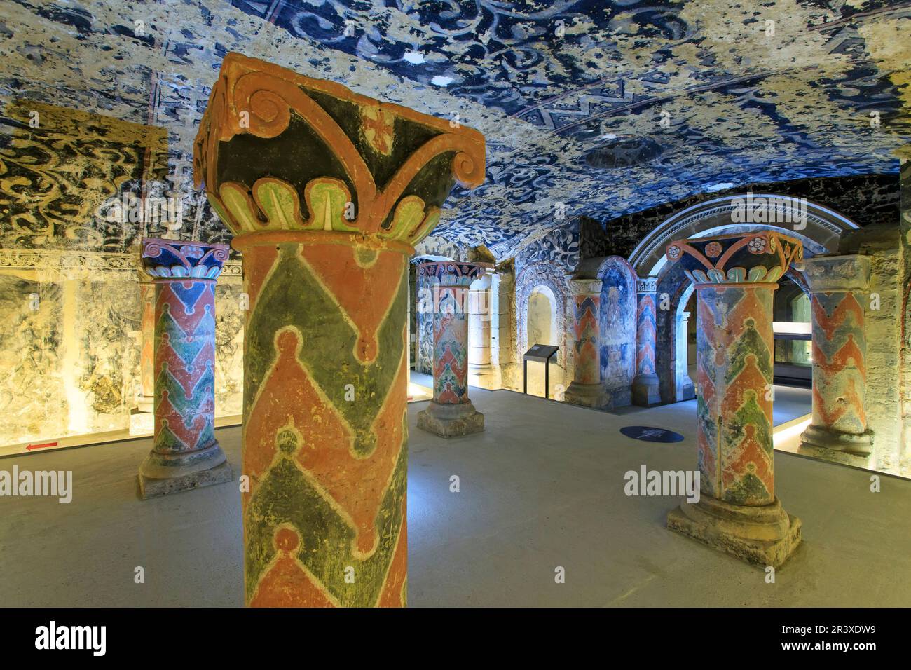 Boulogne-sur-Mer (Francia settentrionale): Cripta della Basilica di Notre-Dame de Boulogne (Basilica di nostra Signora dell'Immacolata Concezione) Foto Stock