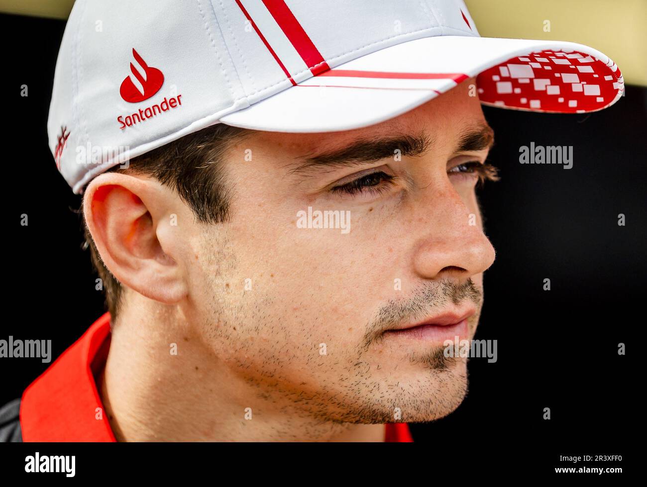 MONACO - 25/05/2023, Charles Leclerc (Ferrari) nel paddock davanti al Gran Premio di Monaco. ANP REMKO DE WAAL Foto Stock