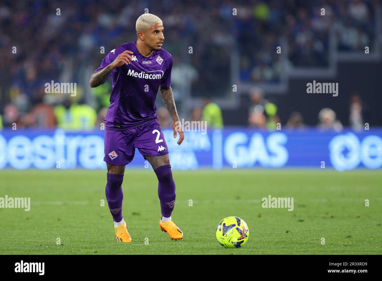 Roma, Italia. 24th maggio, 2023. Dodo' di Fiorentina in azione durante la Coppa Italia, Coppa Italia, finale di calcio tra ACF Fiorentina e FC Internazionale il 24 maggio 2023 allo Stadio Olimpico di Roma - Foto Federico Proietti/DPPI Credit: DPPI Media/Alamy Live News Foto Stock