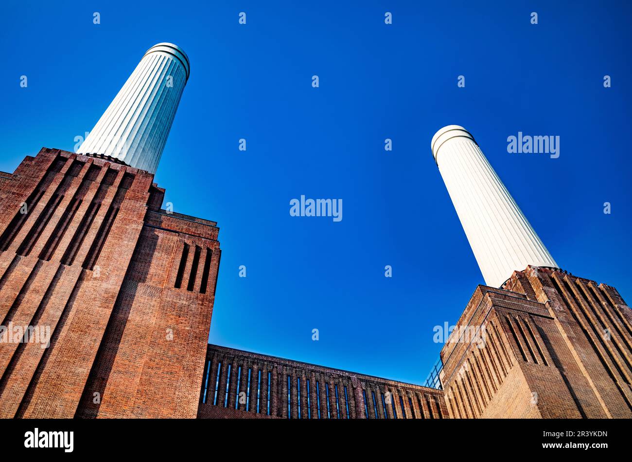 L'iconica centrale elettrica di Battersea, Londra, Regno Unito, una centrale elettrica a carbone di grado II smantellata, originariamente commissionata nel 1935. Il sito ha Foto Stock