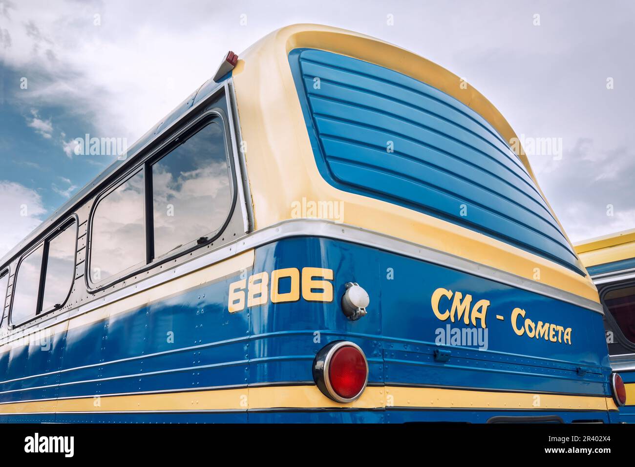 Bus vehicle CMA Flecha Azul III Scania K113 CL 1994 in mostra al Bus Brasil Fest 2022, che si tiene nella città di Barueri. Foto Stock