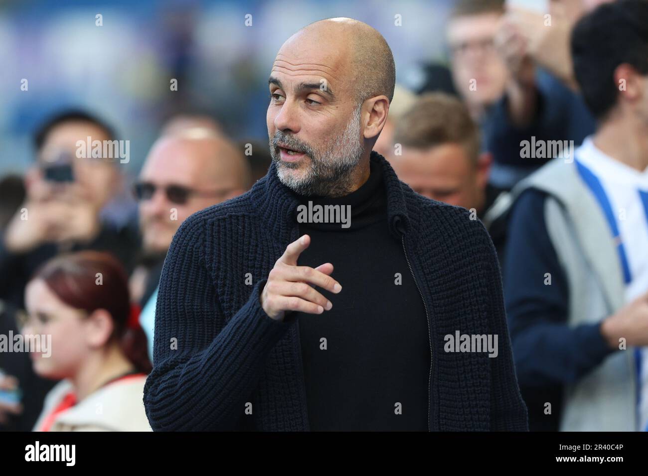 PEP Guardiola sul touch line come Manager per il Manchester City FC allo stadio AMEX Foto Stock