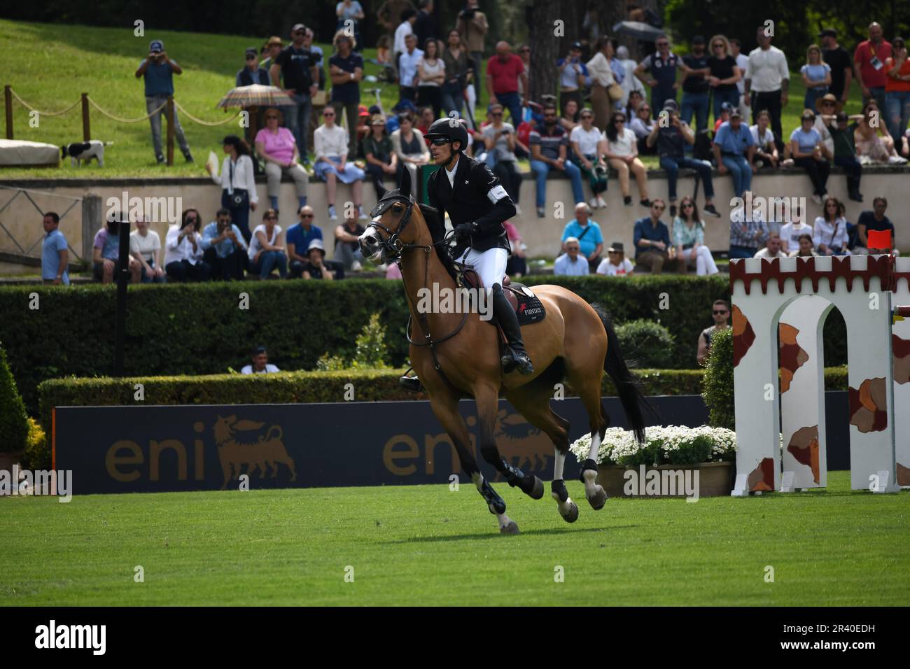 CSIO Roma 2023, Piazza di Siena, Roma, Italia, maggio 25 2023. Concorso di salto equestre scheda A contro l'orologio, Henrik von Eckermann (SWE) sul parco giochi. Photo Credit: Fabio Pagani/Alamy Live News Foto Stock